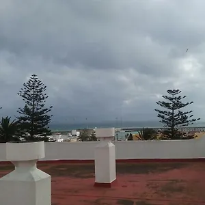 Bonito, Luminoso, Cerca Del Mar Con Parking Apartamento